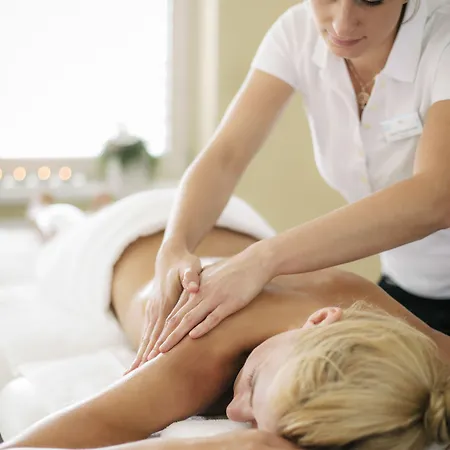 Semesteranläggning (resort) H2o 3*