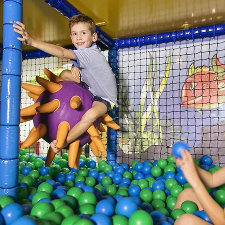 H2o Hotel-therme-resort, Fuer Familien Mit Kindern Feriested